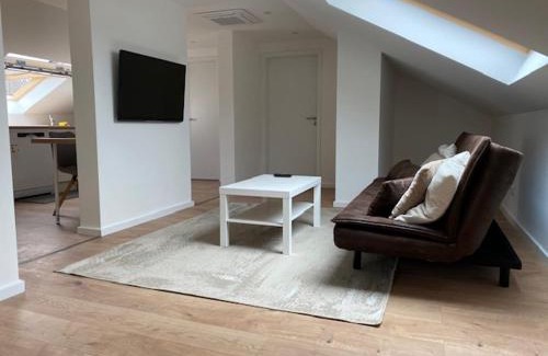 Ransbach-Baumbach Apartment | Luftige Dachwohnung mit besonderem Charme