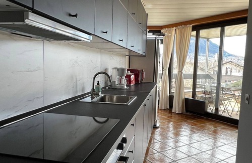 Lugano Apartment | Lugano City Apartment in Cassarate facing the lake, 5min from the centre