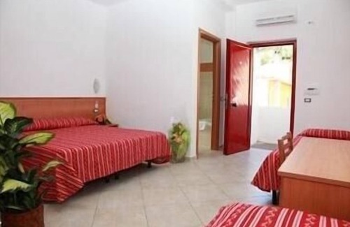 Terme Luigiane Bed & Breakfast | Luigiane B&B e Ristorante