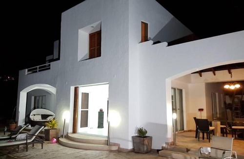 Same House | Lujosa Casa con piscina privada Casa Blanca Same