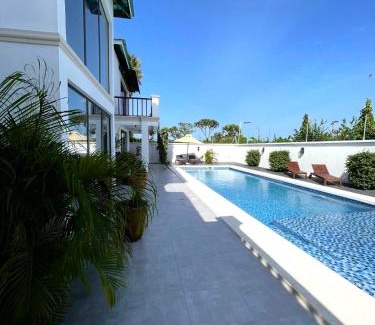 Galu Apartment | Lulu Diani