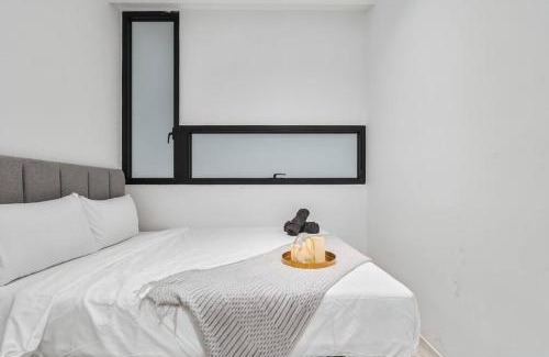 Tropicana Apartment | Lumi Tropicana-Luxury-3Bedroom-Golf View-8pax