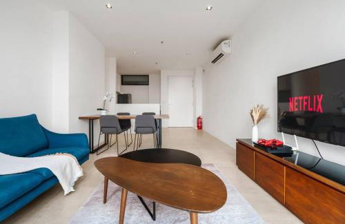 Tropicana Apartment | Lumi Tropicana Ps4 Balcony GolfView Modern 8pax