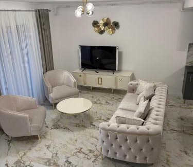 Jibert Villa | Luminia Gold 2