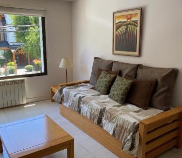 Lanin National Park Apartment | Luminoso departamento centrico para 4 personas