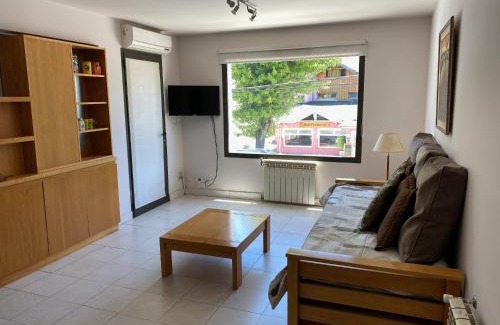 Lanin National Park Apartment | Luminoso departamento centrico para 4 personas