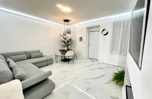 Borgo San Leonardo Apartment | Luna Luxury Suite