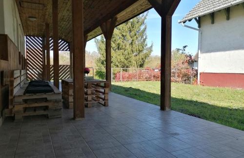 Ipolyvece Apartment | Luna Vendégház