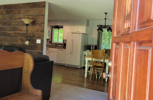 Central Lake House | Lush 3 bedroom home with lake access!