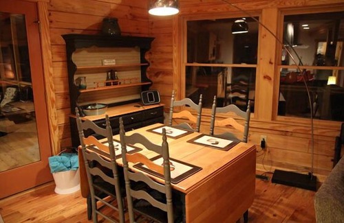 Dyke Cabin | Luvin by the Riverside | 3 Bed, 3 Bath