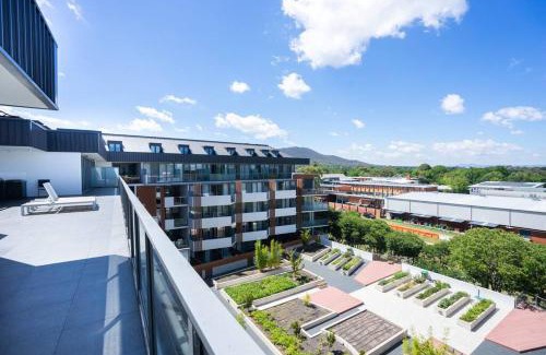 Dickson Apartment | Lux 2 Bed 2 Bath Secure Parking Apartment in the Heart of Dickson, Canberra
