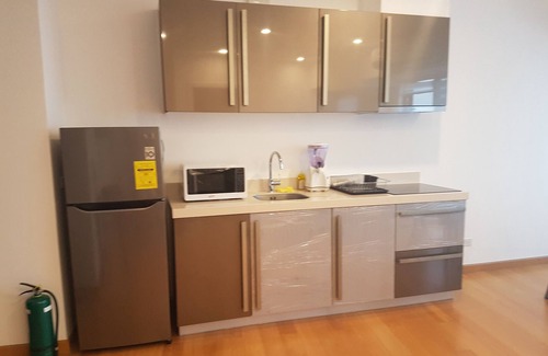 Downtown Apartment | Lux 3 Bedroom Duplex Own Pool Milano Residences Versace Makati Wifi Netflix
