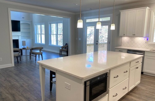 Douglasville House | Lux 3500 sq ft shared common area with 3-bedroom with smartkey deadbolt; desk