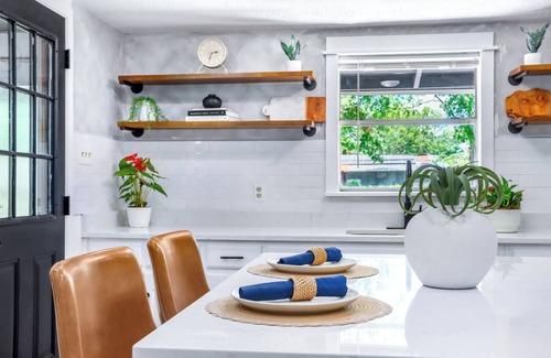 Harlandale House | Lux 4-bedroom Oasis Home, amenities, minutes from downtown & major attractions
