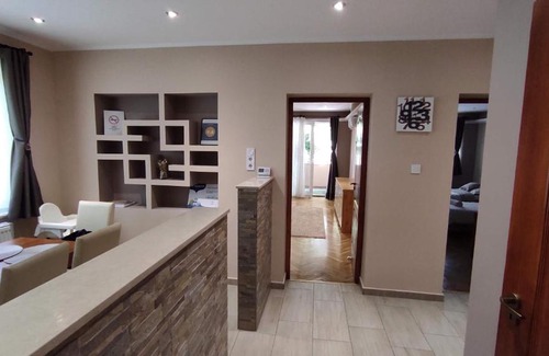 Velence Apartment | Lux Apartman Velence