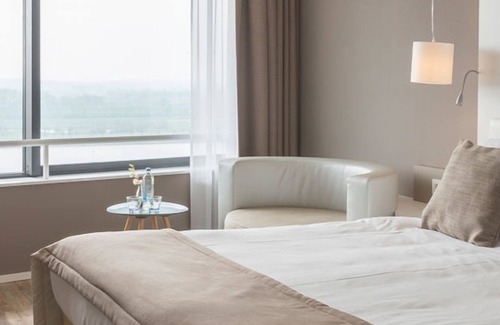Wageningen Hotel | Lux Haven w/View | Spa & Dining Onsite Near Breathtaking Nature & Local Landmark