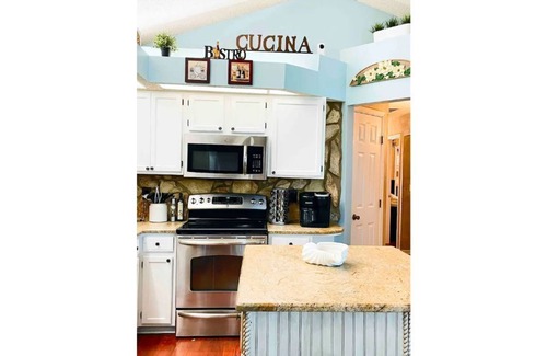 Golden Glades - The Woods House | Lux Italian house close to the beach