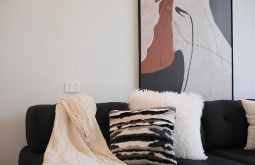 Miranda House | Lux & New 5-BR Townhouse for family