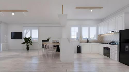 Vouliagmeni Apartment | Lux Voula Center Beach Apartment