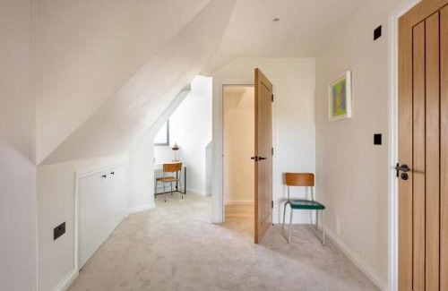 Camberwell Apartment | Luxe 2 bed - 20 minutes from Central London