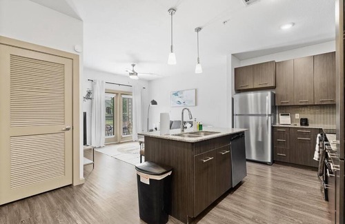 Leander Apartment | Luxe 2B/2B Getaway - Pool, Gym, Garage, Pet Wash