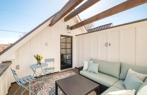 Sloan Lake Apartment | Luxe Designer Flat on Sloans Lake with Rooftop Deck