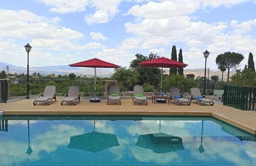 Alhaurin el Grande Villa | Luxe Haciënda La Campiña met verwarmd zwembad en tennisbaan.