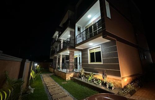 Kampala Apartment | Luxe Loft