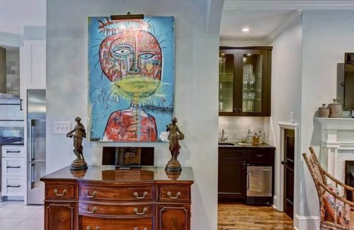 Myers Park Condo | Luxe Myers Park 2BR King Condo - Porch - Private