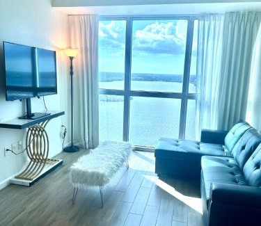 Fort Myers River District Apartment | Luxe Penthouse Waterfront Loft