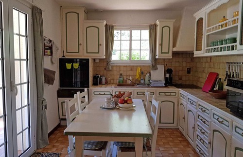 La Tour-Sur-Orb Villa | Luxe Villa in La Tour-sur-Orb