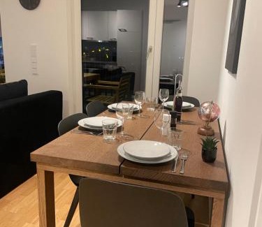 Schoenefeld Apartment | Luxeriöses Penthouse Apartment am BER Flughafen