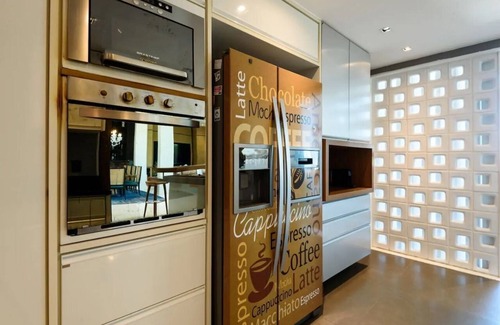Joatinga House | LUXOBRASIL #RJ752 Mansion Le Joux 04 Suites and 02 Rooms Joá Seasonal Rent
