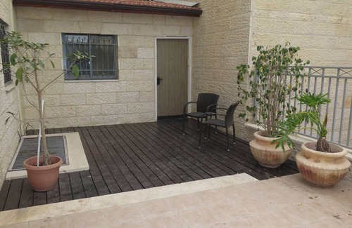 Beit Shemesh House | Luxrious five bedroom duplex