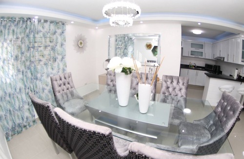 Llanos de Gurabo I Apartment | ✨ Luxurious 3-Bedroom Apartment with Pool & 24/7 security