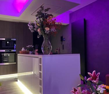Heist Apartment | Luxueus nieuw zonnig hoekappartement SEAVIEW Heldenplein - ruime garagebox - 2 fietsen