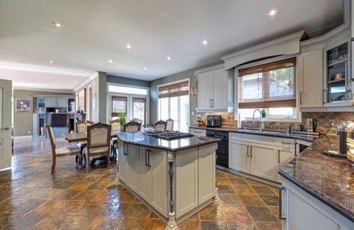 Bradford West Gwillimbury House | Luxury Mansion in Bradford