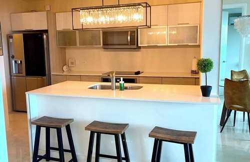 Playa Bonita Village Apartment | Luxury Beachfront Condo in Playa Bonita close to City — New—