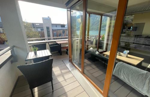 Unterterzen Apartment | Luxuriöses Galerie-Penthouse direkt am Walensee