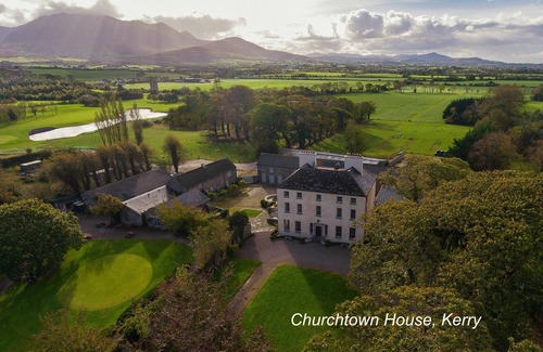 Beaufort House | Luxurious 18th Century Manor House nLocated on the grounds of Beaufort Golf Club