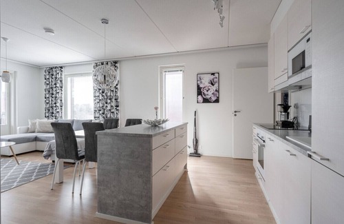 Jyvaskyla Apartment | Luxurious 2BR Apt in Jyväskylä City Centre