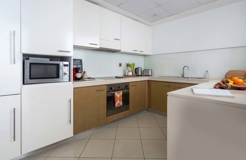 Dubai Festival City Apartment | Luxurious 2BR w/Amazing Dubai Creek Views!