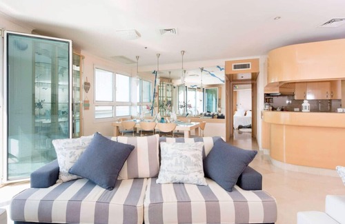 Tel Aviv Promenade Apartment | Luxurious 2BR w/Panoramic Sea View by Sea N' Rent