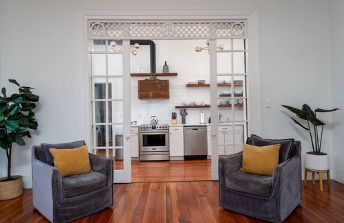 Cannonborough Elliotborough House | Luxurious 4 Bedroom, 4.5 Bath Home