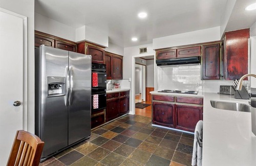 Valley View - Reed House | Luxurious & cozy Large 4 BR 2BA Home with Swimming POOL- San Jose Cambrian area