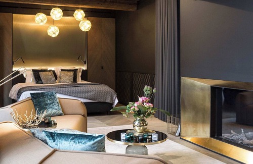 Sint-Andries Apartment | Luxurious Elegant Timeless Suite