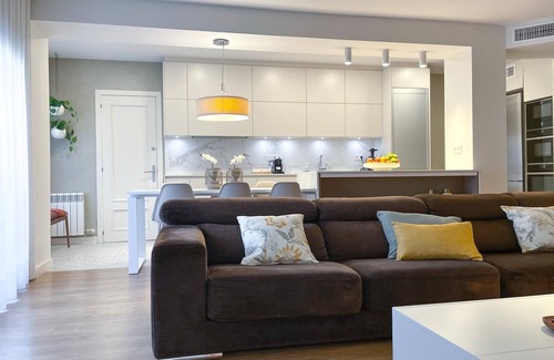 Vilanova I la Geltru Apartment | Luxurious Apartment on Rambla w/Parking by Hostem