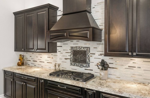 Tatum Horizons House | Luxurious Family Rental w/Heated Pool and sport court