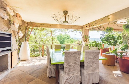 Greater Johannesburg Metropolitan Area House | Luxurious Hideaway Villa