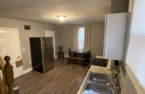 Newport House | Luxurious home 10min from downtown Cincy and more!